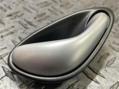 2004 Pontiac GTO Interior LH/RH Door Handle Assembly Pair 280