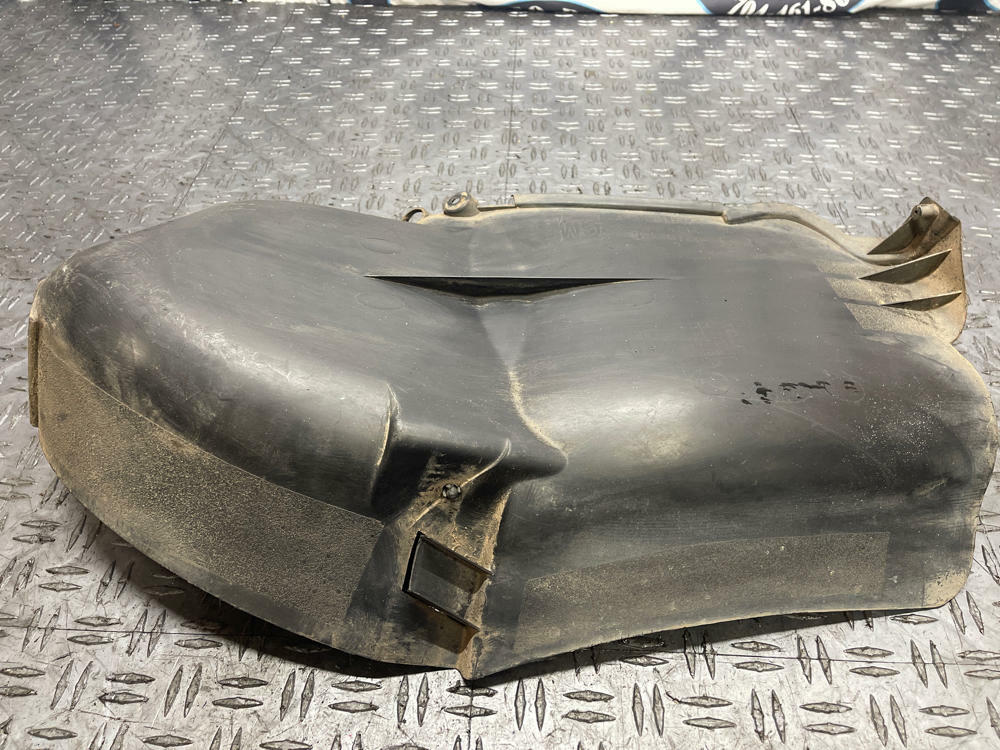 2004-06 Pontiac GTO Rear Wheel Well Splash Guards Pair- LH/RH 280