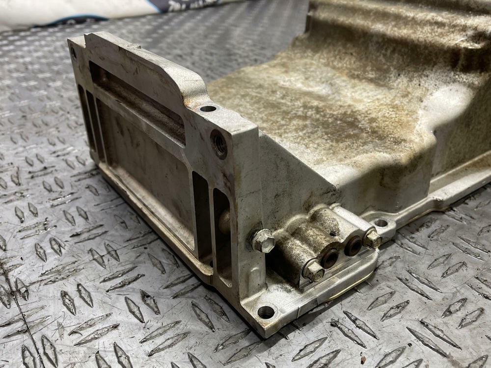 2004 Pontiac GTO 5.7L V8 LS1 Oil Pan,  Pickup Tube, & Windage Tray  280
