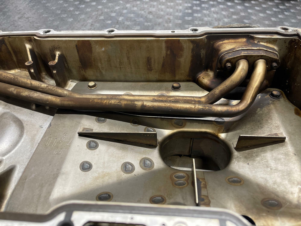 2004 Pontiac GTO 5.7L V8 LS1 Oil Pan,  Pickup Tube, & Windage Tray  280