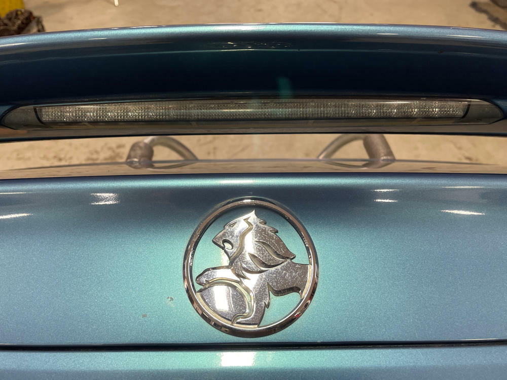 2004 Pontiac GTO Rear Decklid Assembly- Barbados Mica Metallic 280