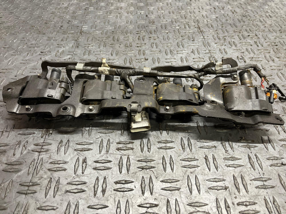 2004 Pontiac GTO OEM Driver LH Coil Pack Assembly- DAMAGED, for LS1 5.7L 280