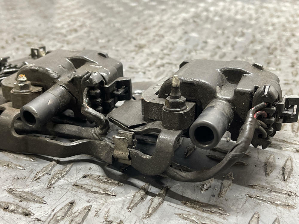 2004 Pontiac GTO OEM Passenger RH Coil Pack Assembly- for LS1 5.7L 280