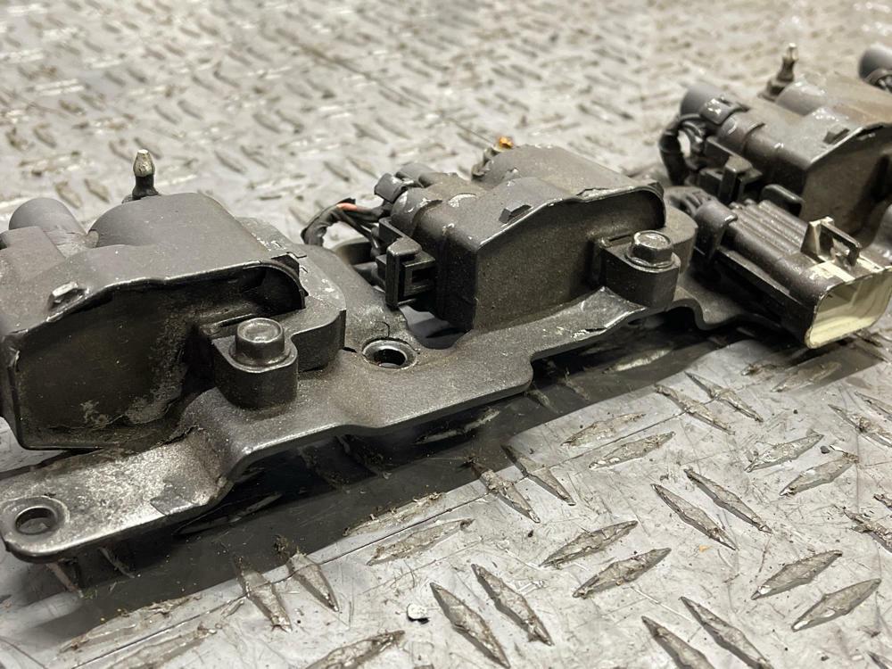 2004 Pontiac GTO OEM Passenger RH Coil Pack Assembly- for LS1 5.7L 280