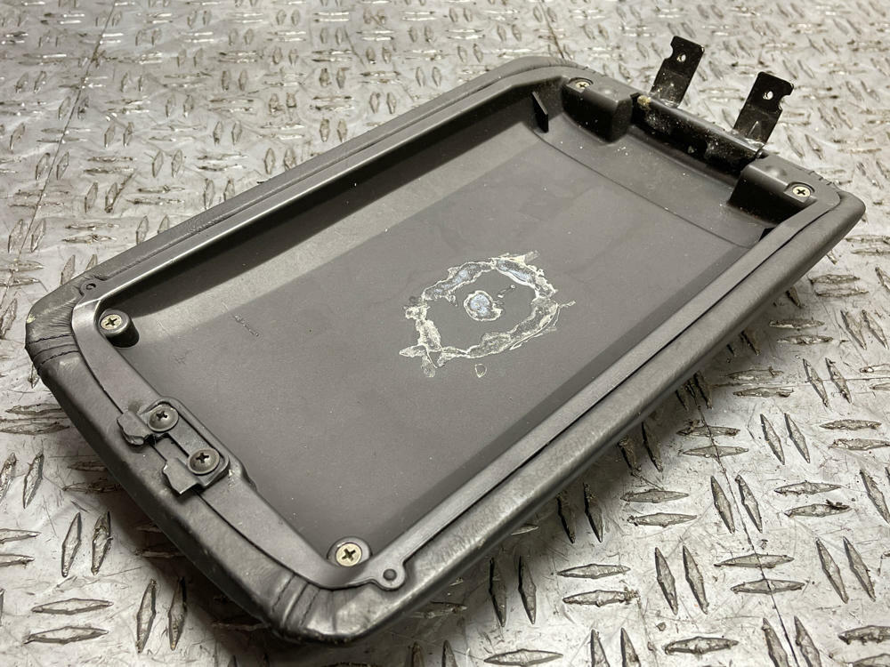 2004-06 Pontiac GTO Leather Center Console Lid 280