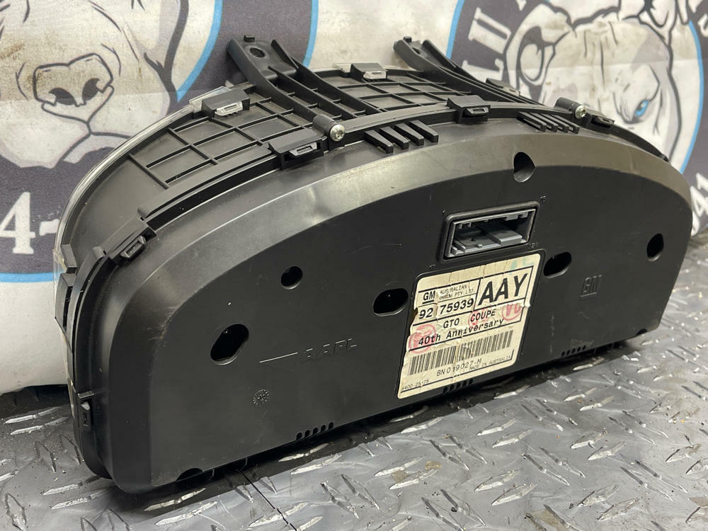 2004 Pontiac GTO Instrument Cluster- for Auto Trans Cars, TMU 280