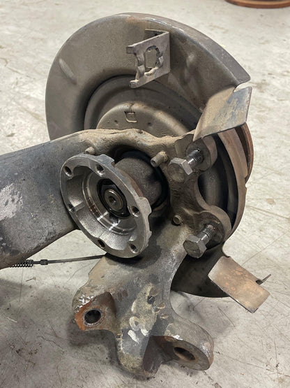 2004-06 Pontiac GTO Rear Passenger RH Control Arm Spindle Hub 280