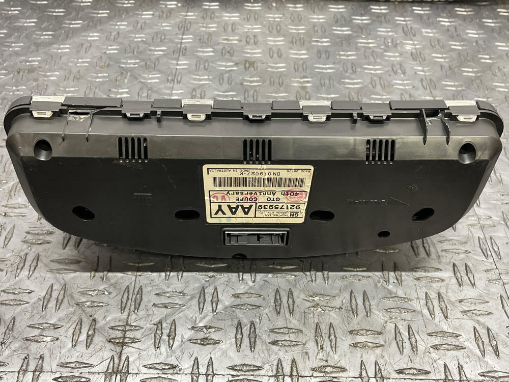 2004 Pontiac GTO Instrument Cluster- for Auto Trans Cars, TMU 280