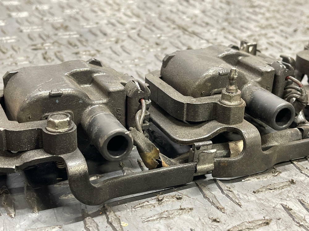 2004 Pontiac GTO OEM Passenger RH Coil Pack Assembly- for LS1 5.7L 280