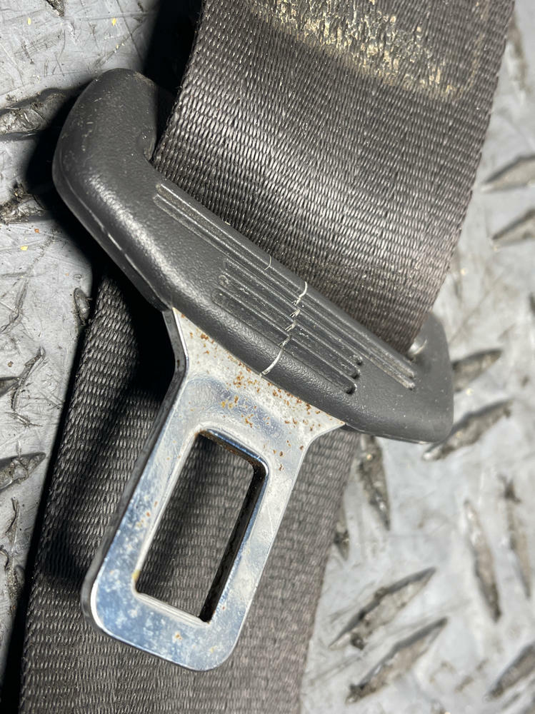 1999-04 Ford Mustang OEM Rear Seat Belt Pair- for CONVERTIBLE 286
