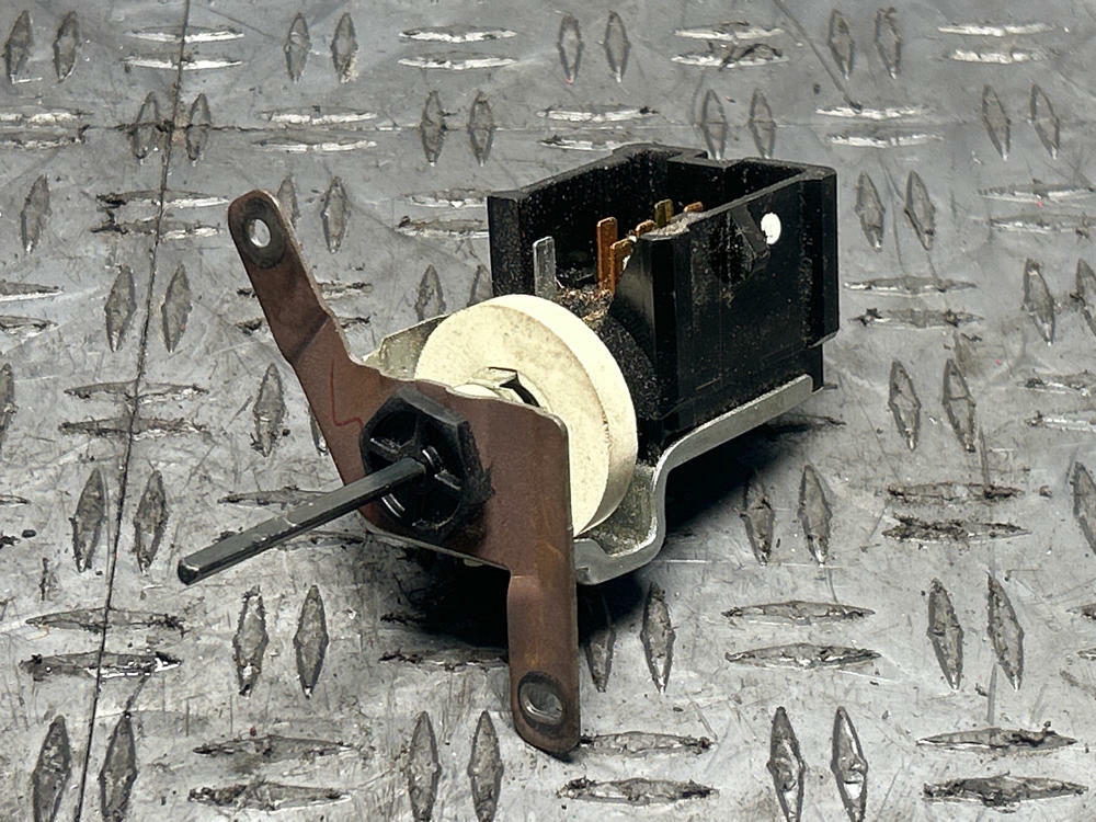 2001-04 Ford Mustang Head Light Control Module- Missing Control Knob 286