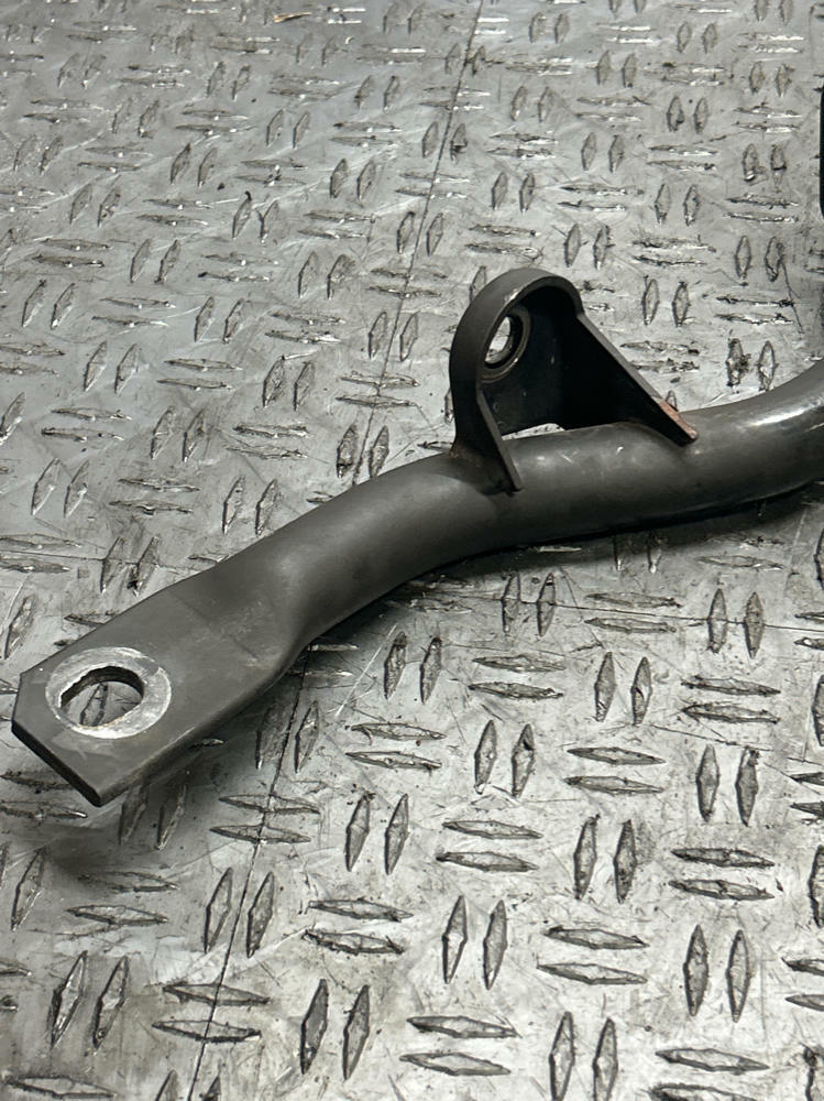 2003-04 Ford Mustang SVT Cobra OEM Diff Mount/Wishbone 286