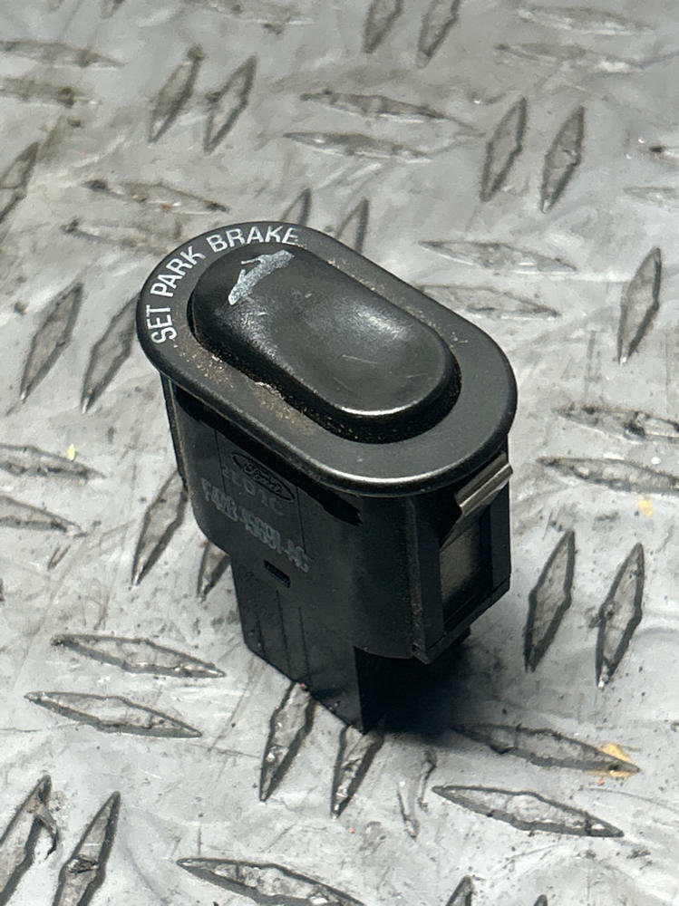 1999-04 Ford Mustang  Convertible Top Control Switch- for Center Console 286