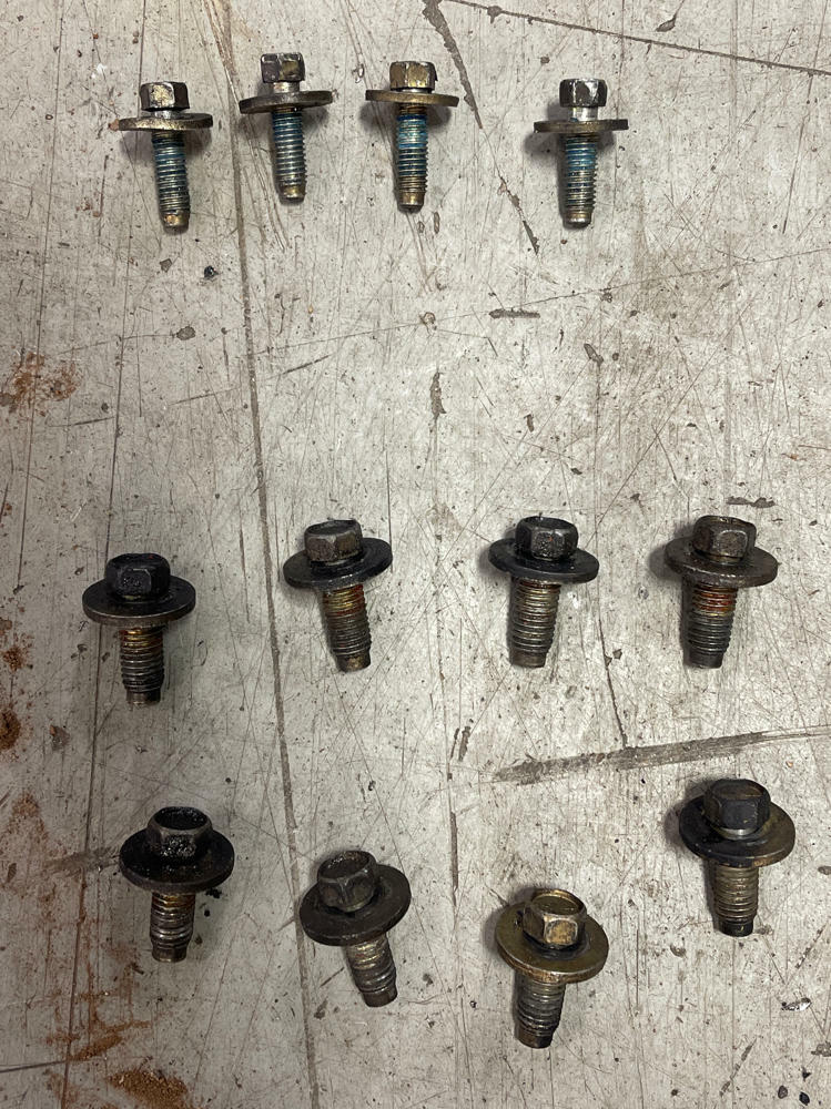 1999-04 Ford Mustang Convertible X-Brace 286
