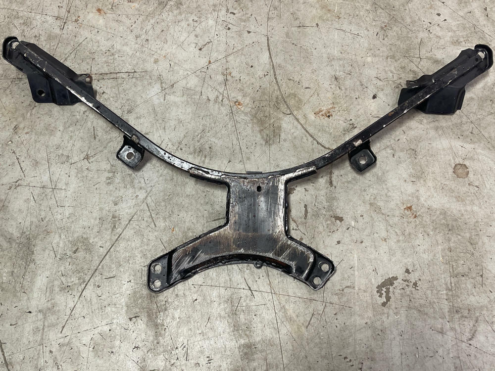 1999-04 Ford Mustang Convertible X-Brace 286