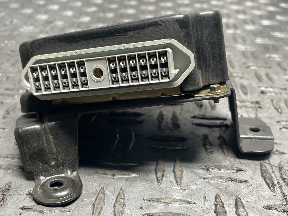 2003-04 Ford Mustan SVT Cobra CCRM B Module 286
