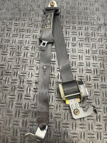 2003-04 Ford Mustang SVT Cobra Rear Seat Belts Pair Coupe LH RH 287