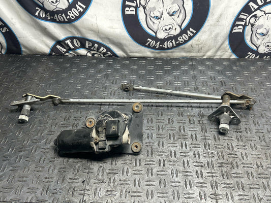 2003-04 Ford Mustang SVT Cobra Windshield Wiper Arms & Motor Assembly 287