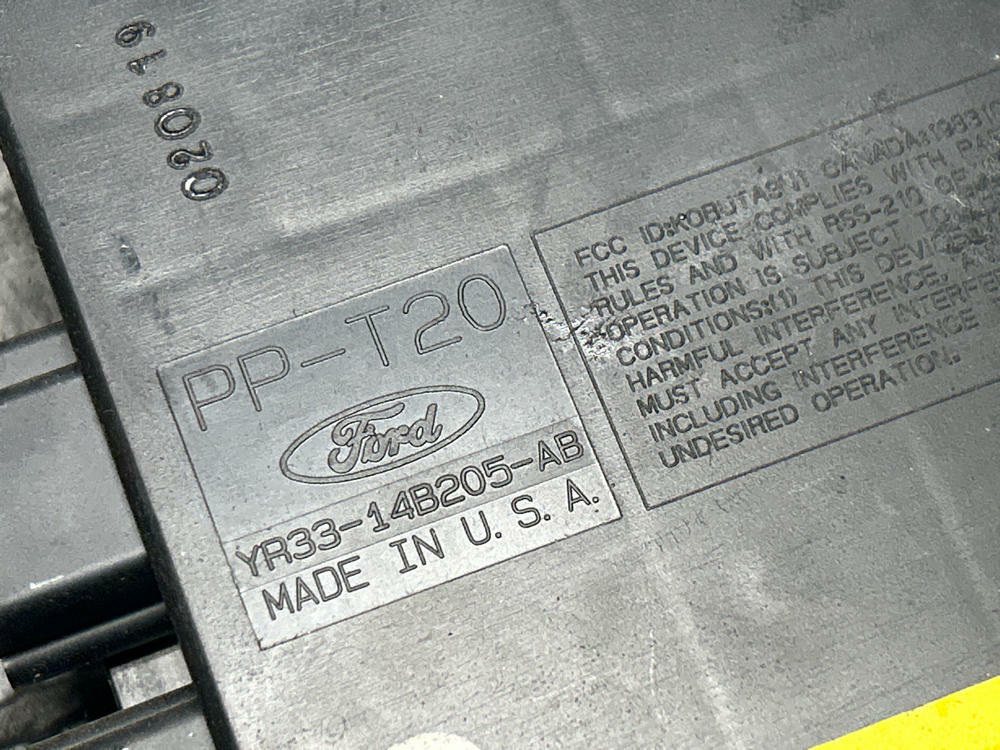 2003-2004 Ford Mustang SVT Cobra GEM Module 285