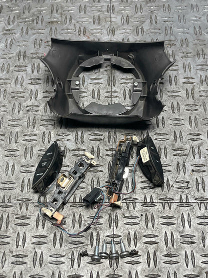 2003-04 Ford Mustang SVT Cobra Steering Wheel Trim & Button Controls 288