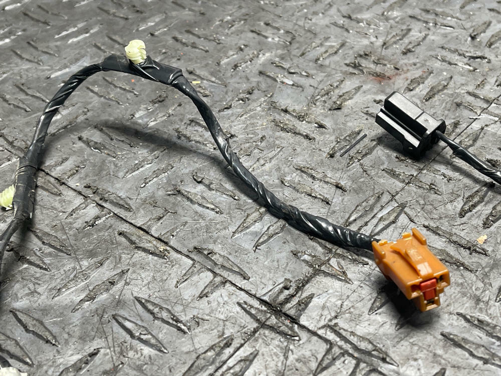 2003-04 Ford Mustang SVT Cobra Center Console Wiring Harness- FOR COUPES 288