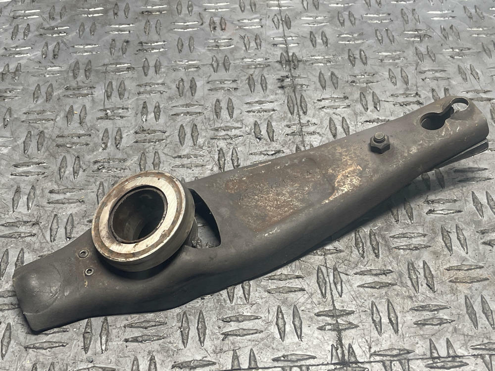 1999-04 Ford Mustang GT/SVT Cobra Tremec TR3650/T56 Clutch Fork
