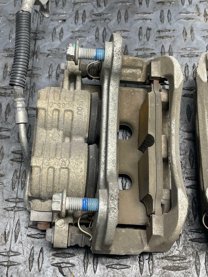 2011-14 Ford Mustang GT Front Brake Calipers LH RH 33k Miles 290