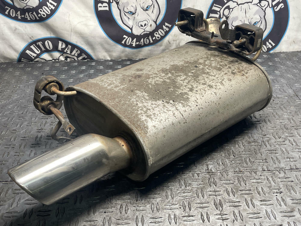 2011-14 Ford Mustang GT OEM Muffler RH 33k Miles 290