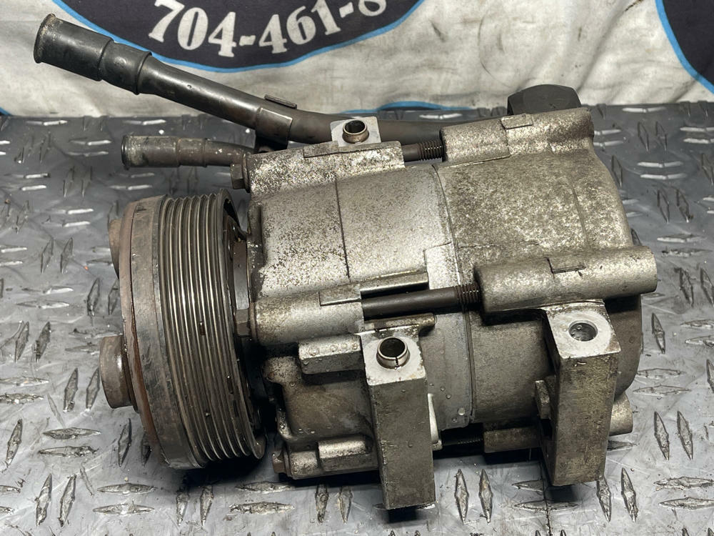 1993-98 Lincoln Mark VIII OEM A/C Compressor- w/ Hardware 285