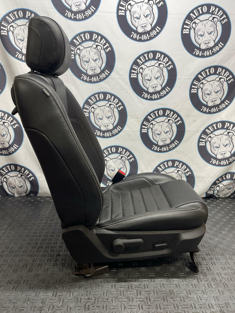 2011-14 Ford Mustang GT RH Passenger Leather Seat 33k Miles 290