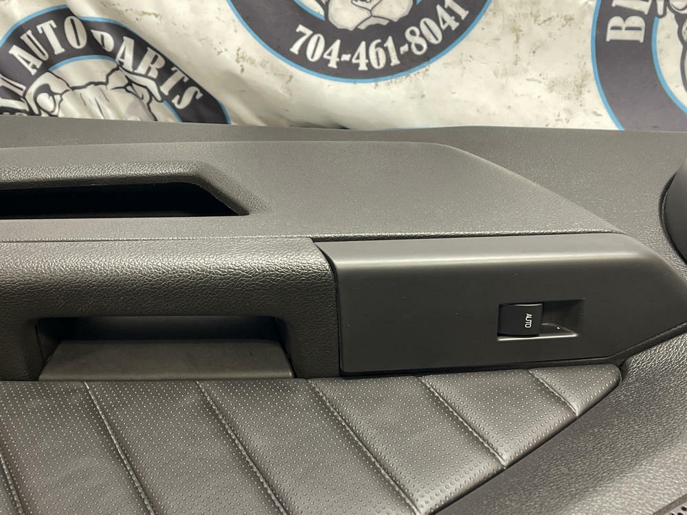 2011-14 Ford Mustang GT RH Passenger Premium Door Panel 33k Miles 290