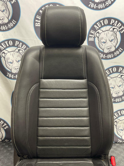 2011-14 Ford Mustang GT RH Passenger Leather Seat 33k Miles 290
