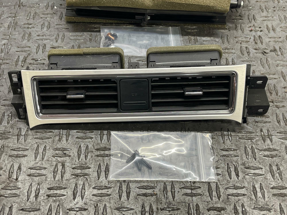 2011-14 Ford Mustang OEM Center HVAC Duct & Trim (Dual Output Vent) 290