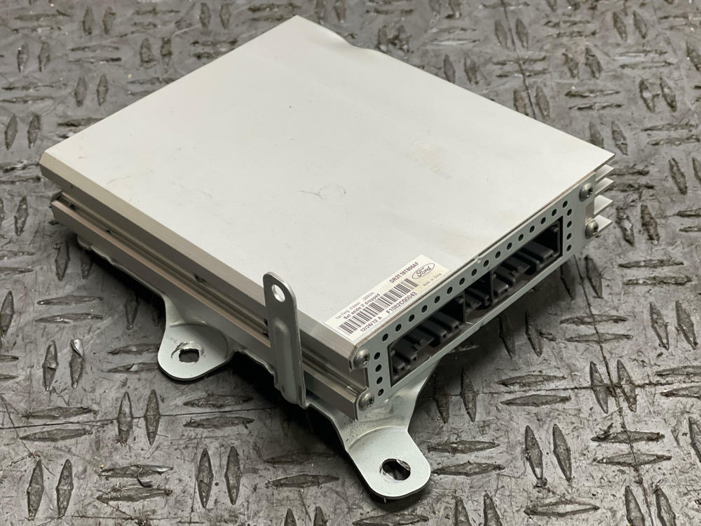 2011-14 Ford Mustang OEM Amplifier (DR3T-18T806-AF) 290