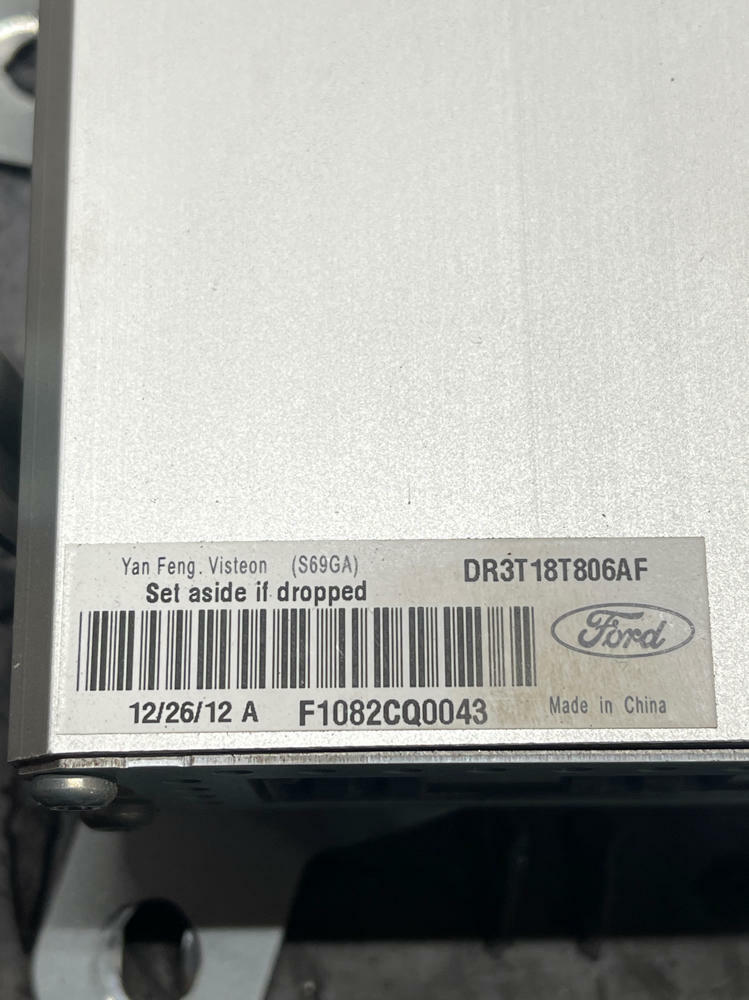 2011-14 Ford Mustang OEM Amplifier (DR3T-18T806-AF) 290