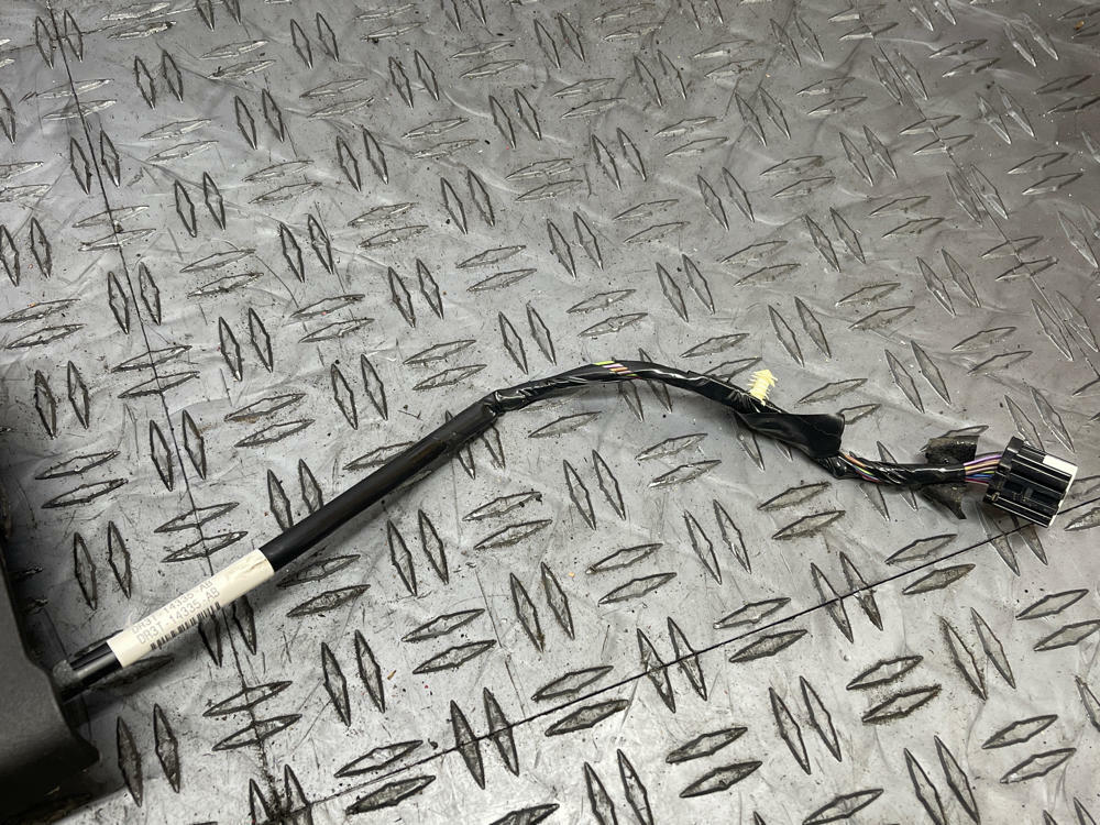 2011-14 Ford Mustang OEM Upper Windshield Trim Panel Dome Light & Harness 290
