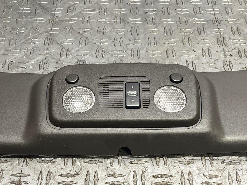 2011-14 Ford Mustang OEM Upper Windshield Trim Panel Dome Light & Harness 290