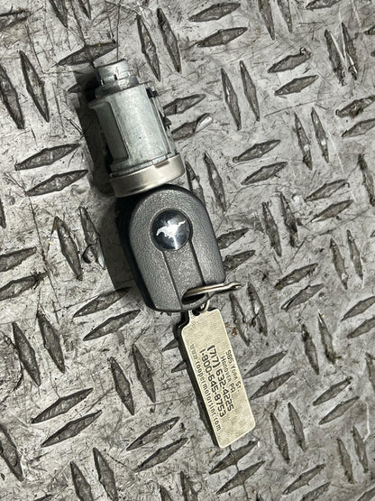 2011-14 Ford Mustang Ignition Cylinder & Key 290