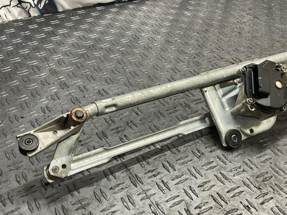 2011-14 Ford Mustang Wiper Motor Assembly 290