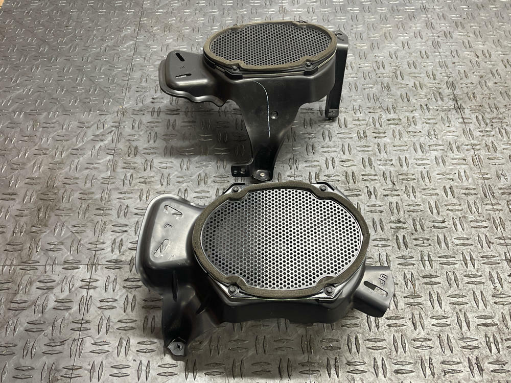 2011-14 Ford Mustang Rear Speakers & Housing 290