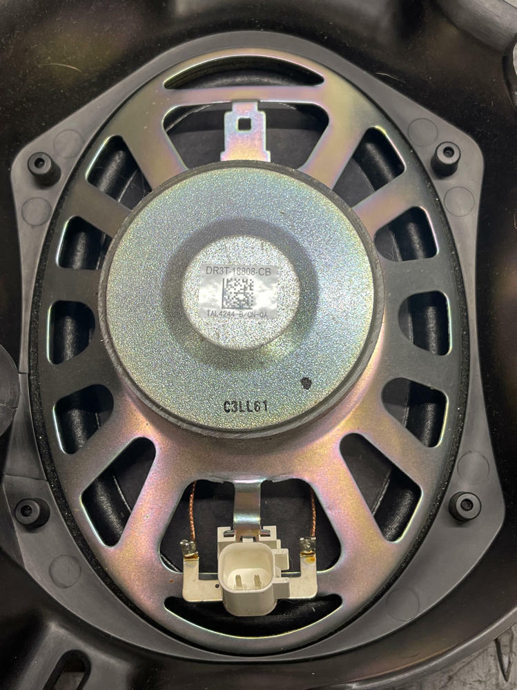 2011-14 Ford Mustang Rear Speakers & Housing 290