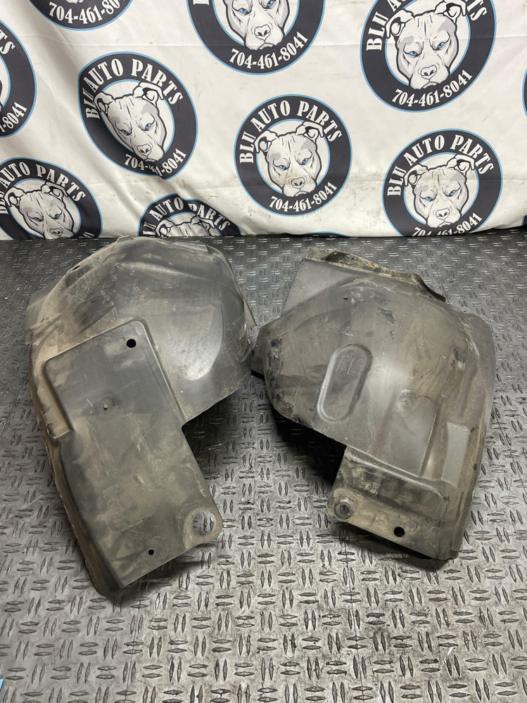 2011-14 Ford Mustang Front Driver LH Wheel Well (2-Pieces) 290