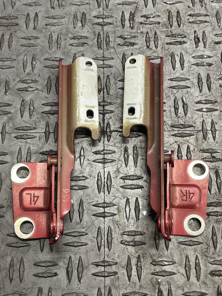 2011-14 Ford Mustang Hood Hinges (Ruby Red Metallic) 290