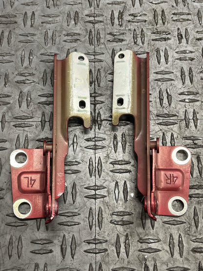 2011-14 Ford Mustang Hood Hinges (Ruby Red Metallic) 290