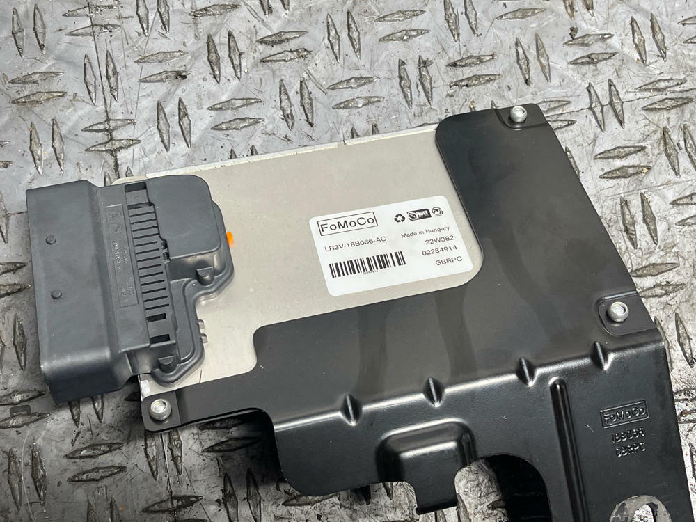 2018-23 Ford Mustang Mach One Magnaride Actuator Control Module LR3V-18B066-AC