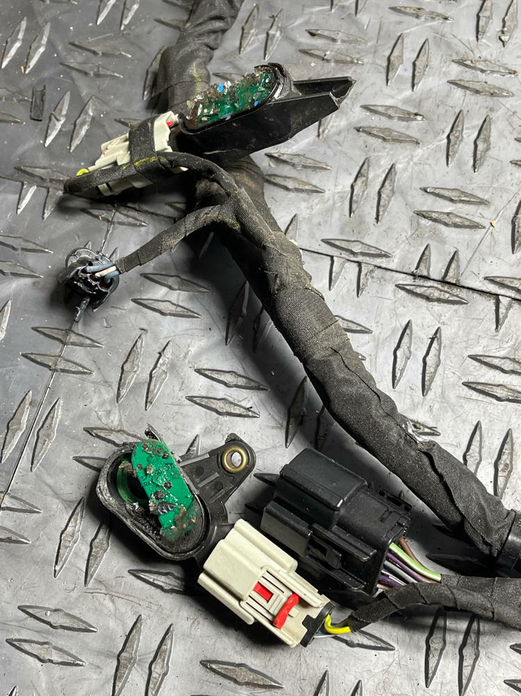 2018-23 Ford Mustang Mach One Fuel Injector Harness- DAMAGED 291