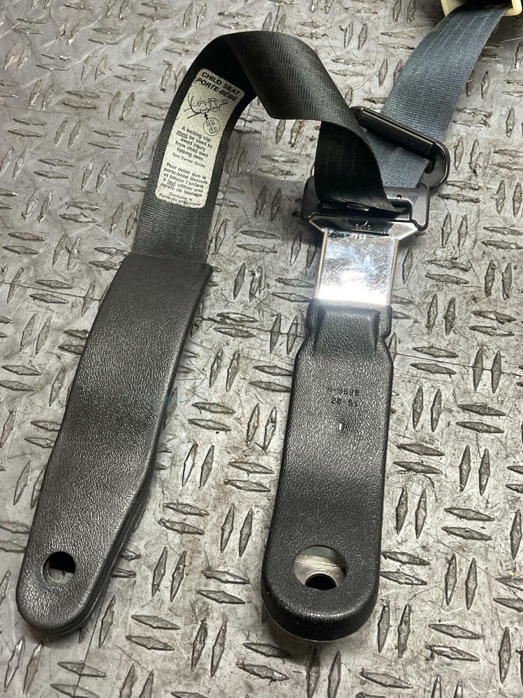 1987-93 Ford Mustang Front Passenger RH Seat Belt 117k Miles 289