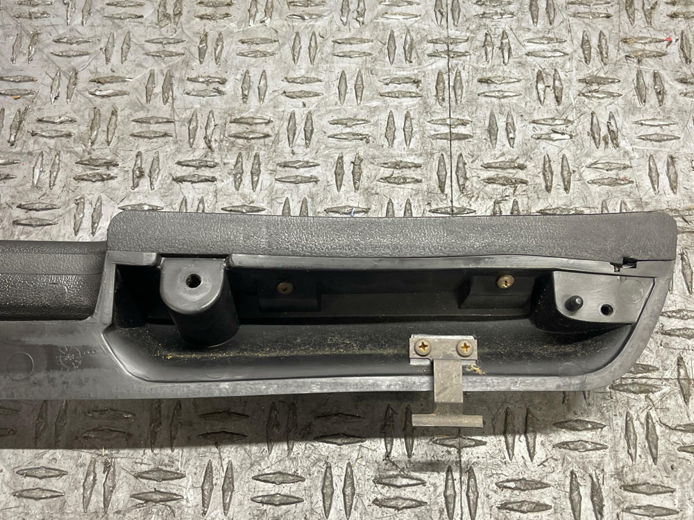 1987-93 Ford Mustang Black LH Driver Arm Rest 117k Miles 289