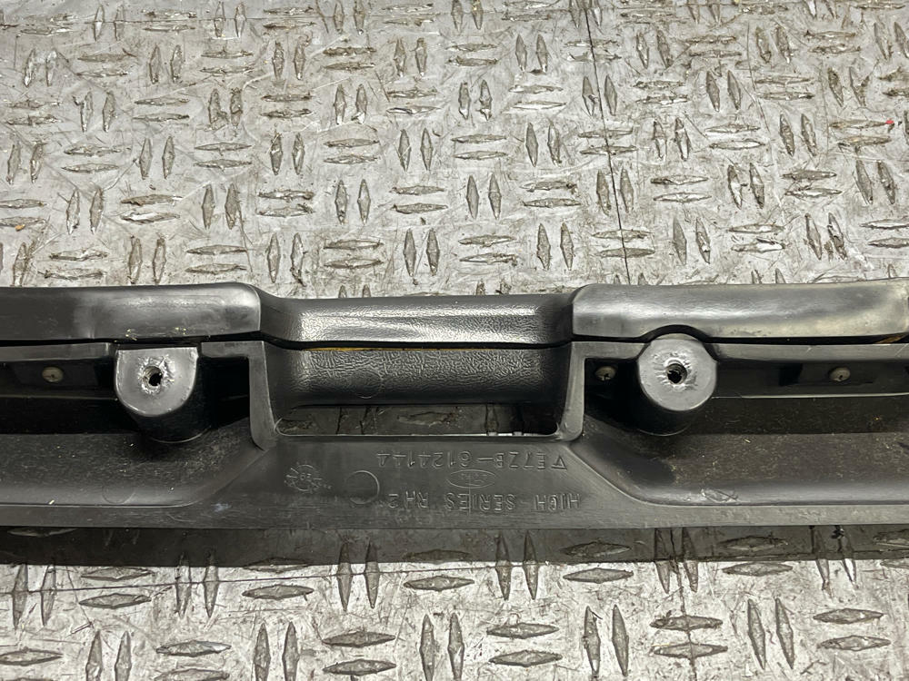 1987-93 Ford Mustang Black RH Passenger Arm Rest 117k Miles 289