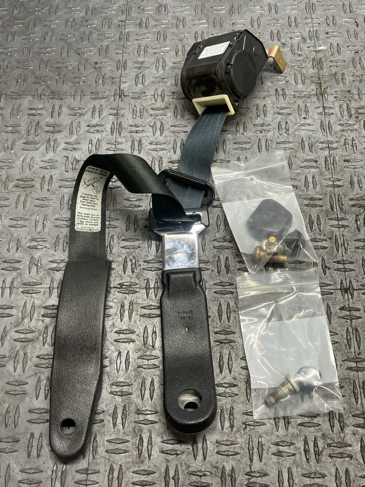 1987-93 Ford Mustang Front Passenger RH Seat Belt 117k Miles 289